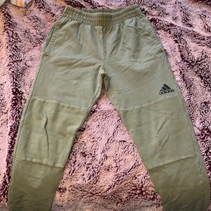 Adidas sweatpants